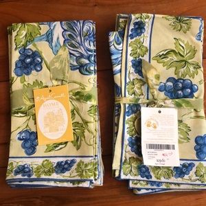 8 cloth napkins - NWT